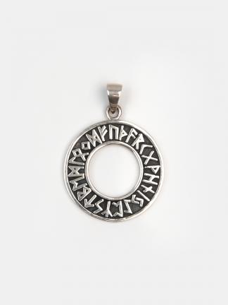 Amuletă viking cu rune din argint