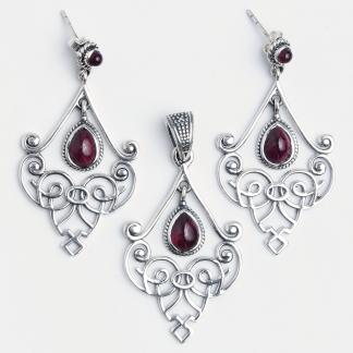 Set cercei și pandantiv candelabru Karimnagar, argint și granată, India